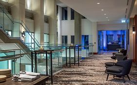 Delta Hotels By Marriott Vancouver Downtown Suites